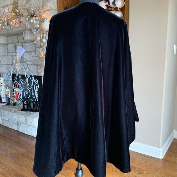 Dave & Johnny Vintage Black Gothic Open Wrap - Picture 3 of 12
